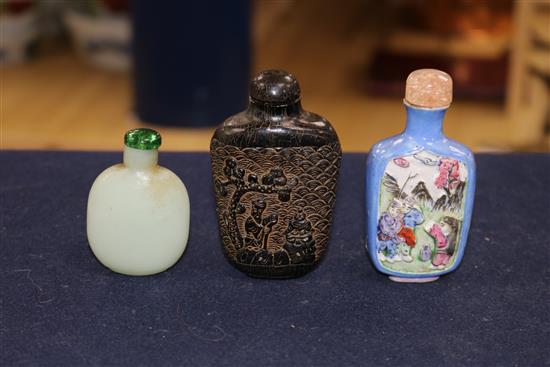 Three assorted Chinese snuff bottles tallest 9cm